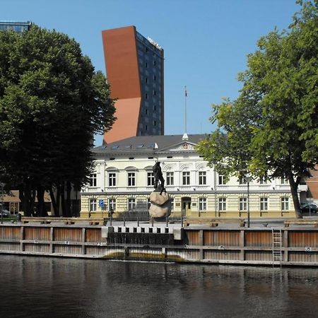 Danes Apartment By The River Klaipeda Bagian luar foto