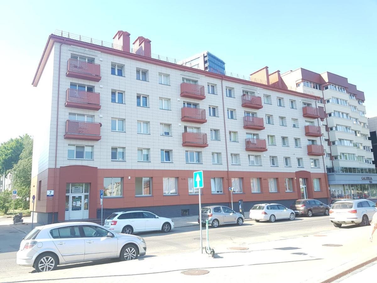 Danes Apartment By The River Klaipeda Bagian luar foto