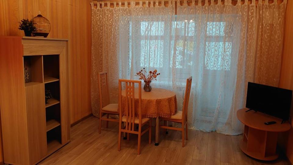 Danes Apartment By The River Klaipeda Bagian luar foto
