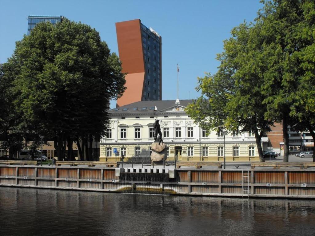 Danes Apartment By The River Klaipeda Bagian luar foto